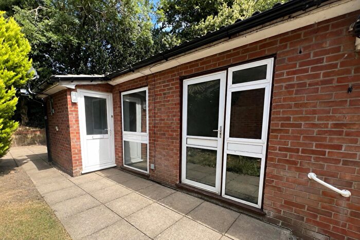 1 Bedroom Bungalow To Rent In Yarmouth Road, Norwich, NR7