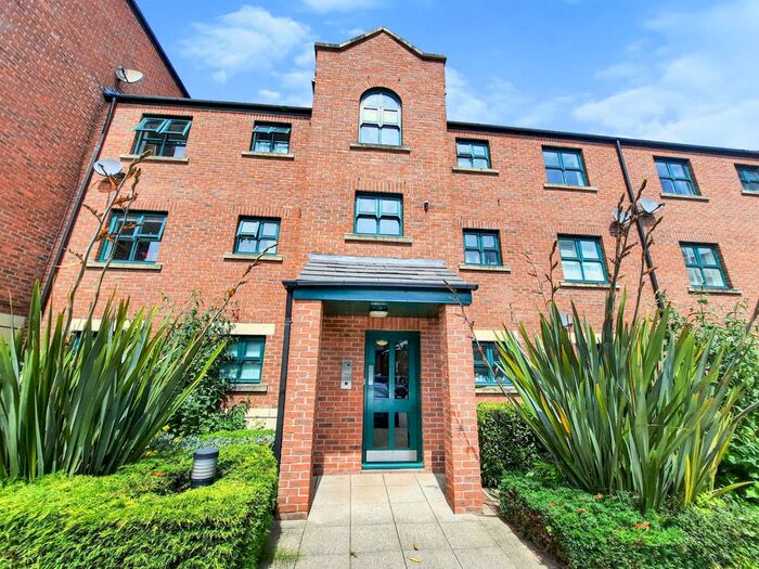 1 Bedroom Flat To Rent In Rochdale House, Slate Wharf, Castlefield, Manchester, M15