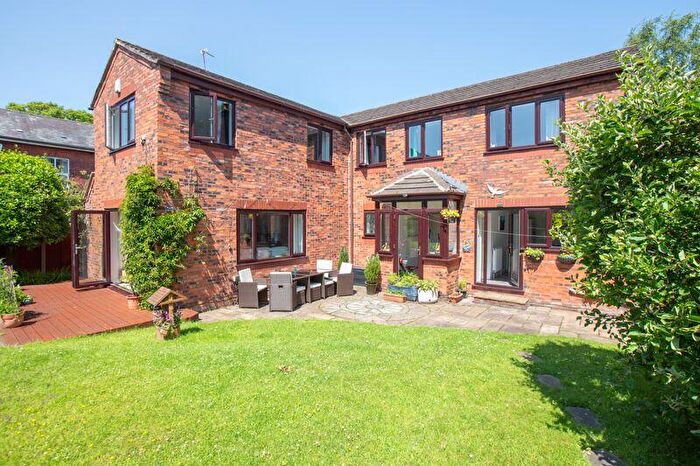 5 Bedroom Detached House For Sale In Clifton Road, Prestwich, Manchester, M25