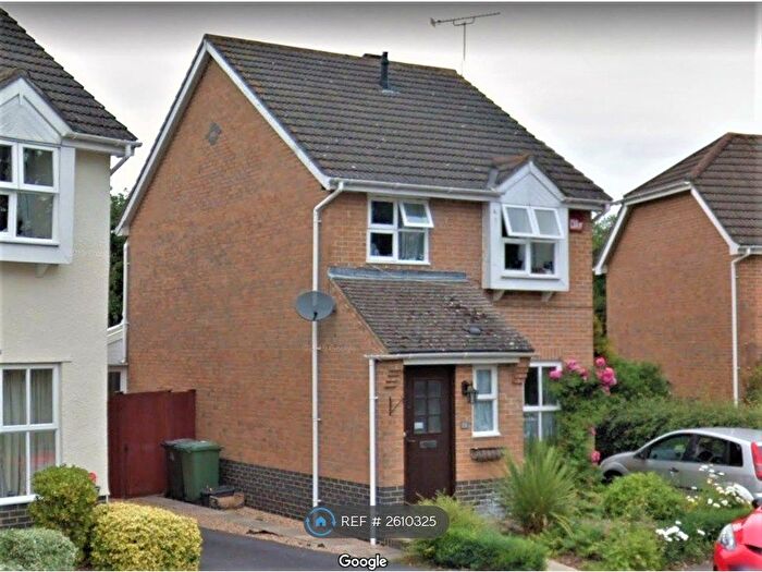 3 Bedroom Detached House To Rent In Kennet Road, Petersfield, GU31