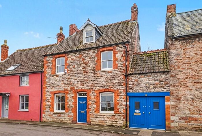 4 Bedroom Terraced House For Sale In Townhouse, Southover, Central Wells, BA5