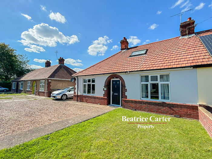 3 Bedroom Semi-Detached House To Rent In Holmsey Green, Beck Row, IP28