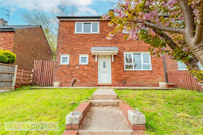 2 Bedroom Semi-Detached House For Sale In Torre Close, Middleton, Manchester, M24