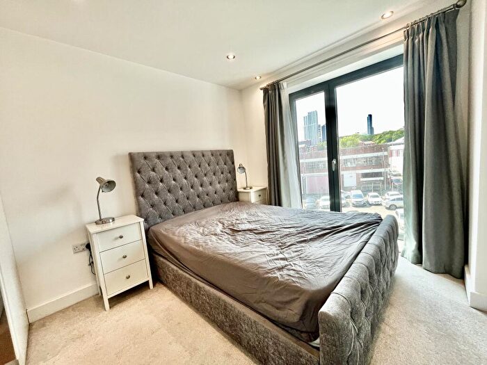 2 Bedroom Apartment To Rent In Mabgate House, Mabgate, Leeds, West Yorkshire, LS9