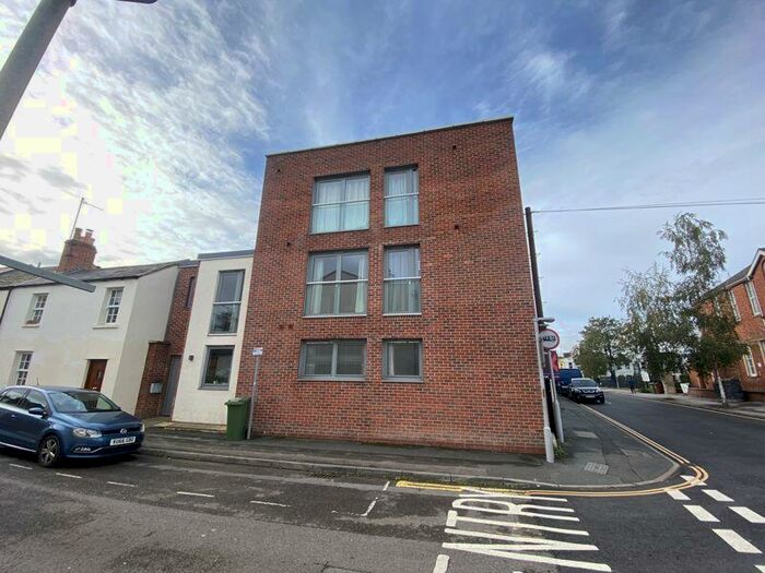 1 Bedroom Apartment To Rent In St. Pauls Road, Cheltenham, GL50