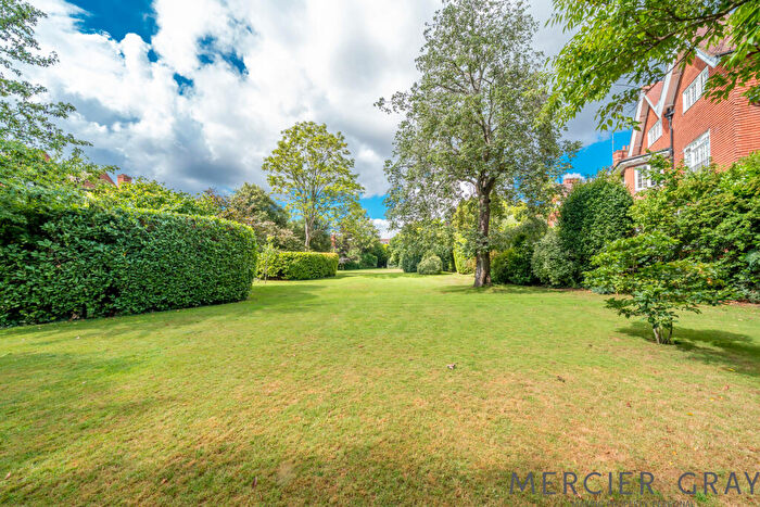 4 Bedroom Flat To Rent In Elsworthy Road, Primrose Hill, NW3