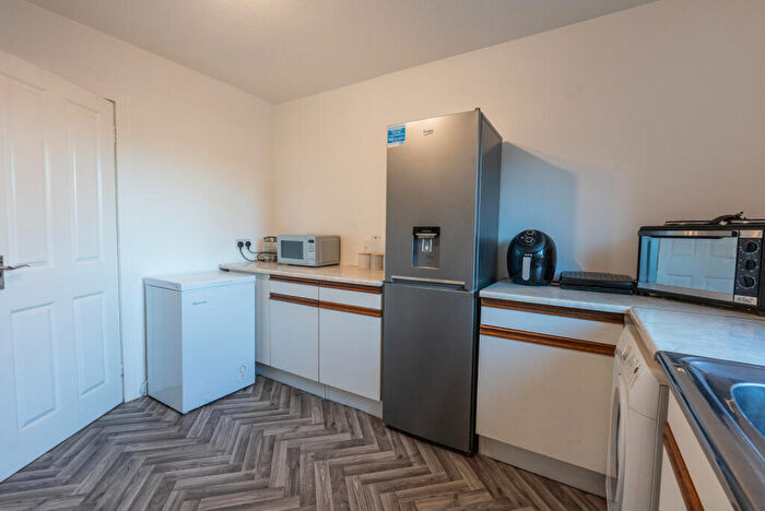 1 Bedroom Flat For Sale In Centenary Gardens, Coatbridge, ML5