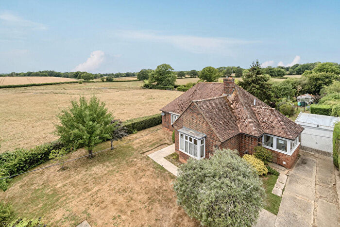 3 Bedroom Detached House For Sale In Oakhurst Lane, Loxwood, RH14