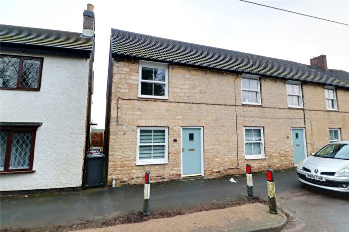 2 Bedroom End Of Terrace House For Sale In Redbourne Road, Hibaldstow, Lincolnshire, DN20