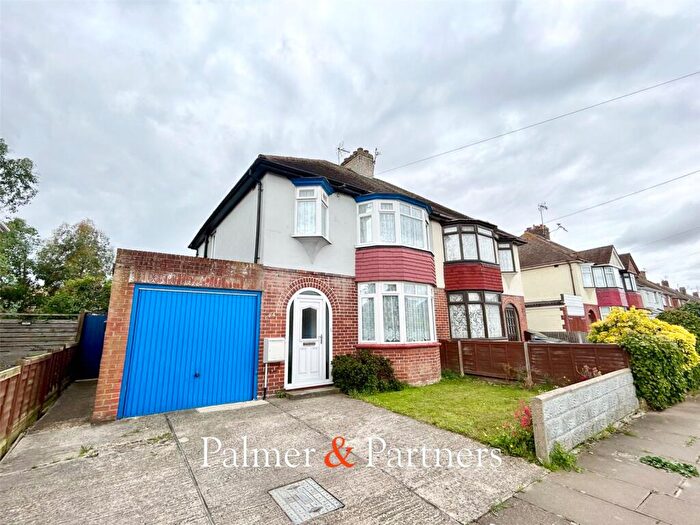 3 Bedroom Semi-Detached House For Sale In Thornbury Road, Clacton-on-Sea, Essex, CO15