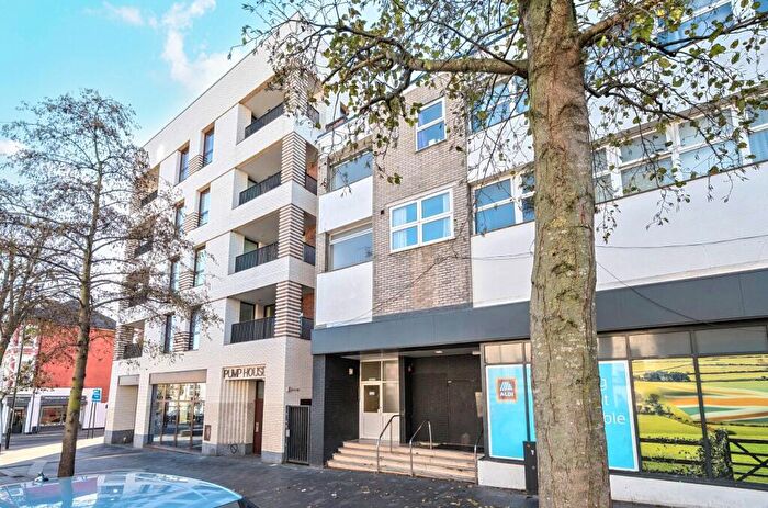1 Bedroom Apartment To Rent In Station Road, London, SE25