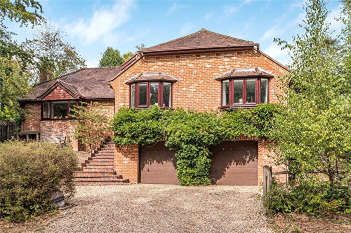 4 Bedroom Detached House For Sale In Headley Down, Hampshire, GU35