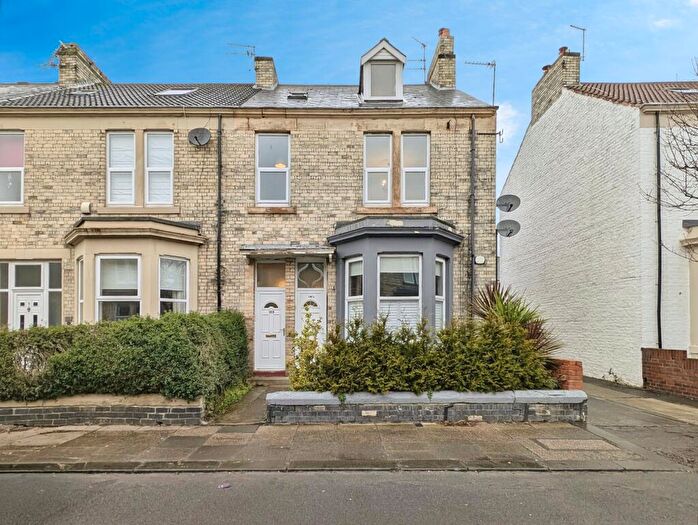 4 Bedroom Maisonette To Rent In Park Crescent, North Shields, NE30