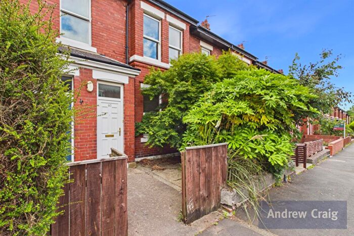 2 Bedroom Apartment For Sale In Hyde Terrace, Gosforth, NE3