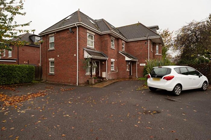 1 Bedroom Apartment For Sale In Flat Pinewood, Lowther Road, Bournemouth, Dorset, BH8