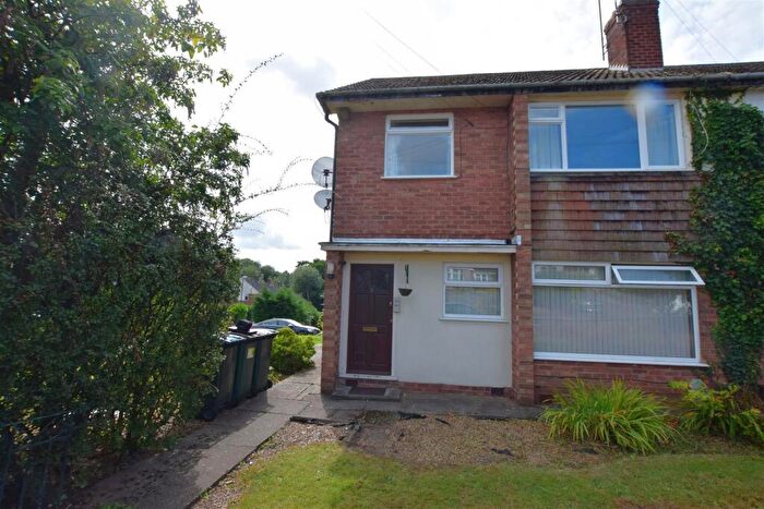 2 Bedroom Maisonette To Rent In Derwent Close, Eastern Green, Coventry, CV5