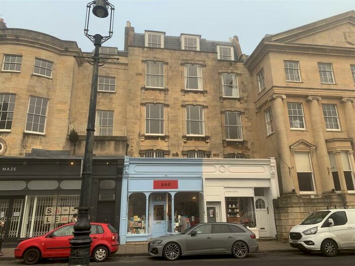 3 Bedroom Flat To Rent In The Mall (Flat ) FFCliftonBristol, BS8