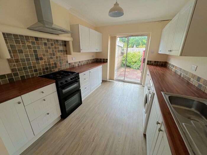2 Bedroom House To Rent In Wedmore Road, Cardiff, CF11