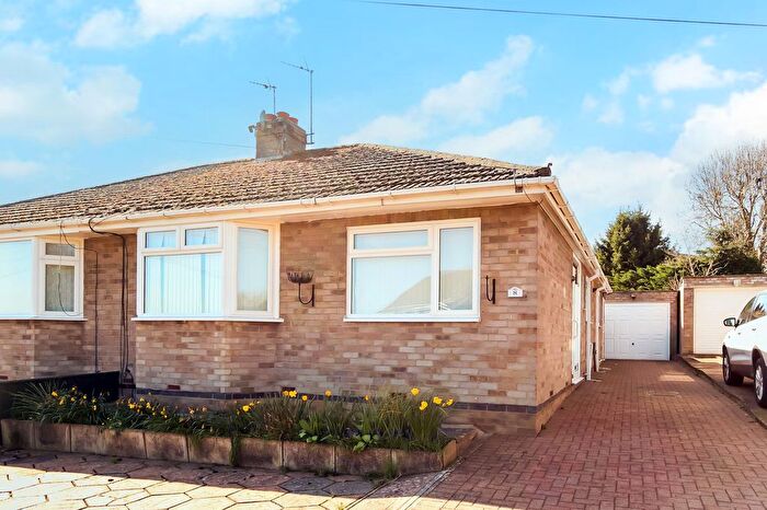 2 Bedroom Semi Detached Bungalow For Sale In Harvey Road, Wellingborough, NN8
