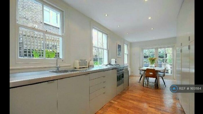 2 Bedroom Flat To Rent In Archway, London, N19