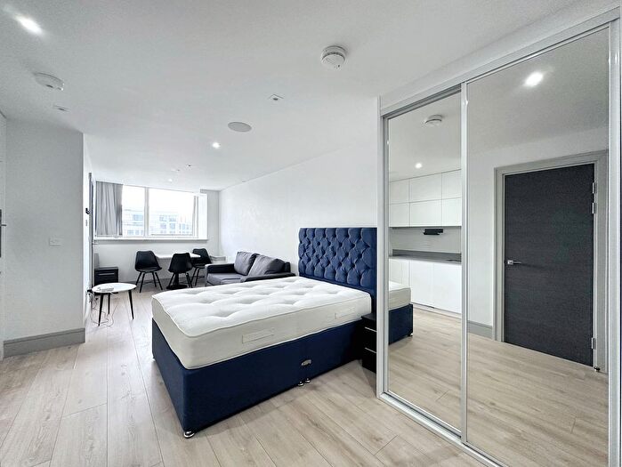 Studio To Rent In Mercantile House, Uxbridge, Greater London, UB8