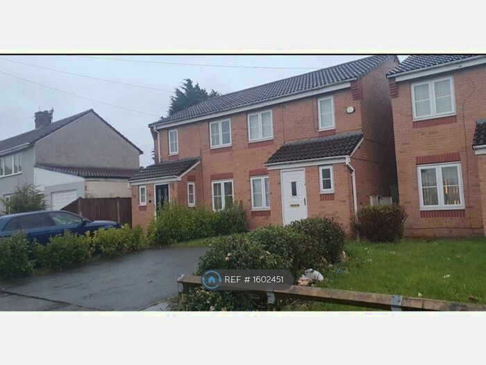 3 Bedroom Semi-Detached House To Rent In Broad Lane, Liverpool, L32