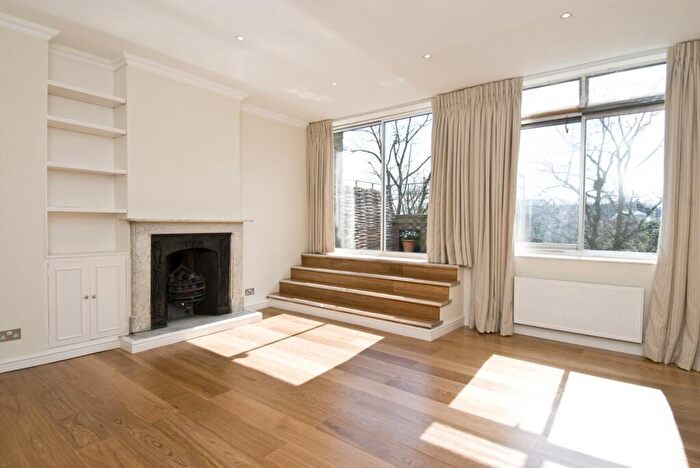 2 Bedroom Flat To Rent In Ifield Road, SW10