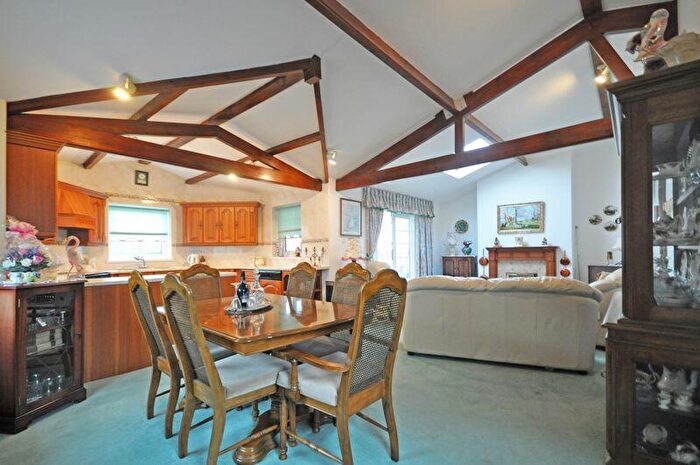 2 Bedroom Detached Bungalow For Sale In Open Plan Bungalow, Ridgeway Hill, Newport, NP20