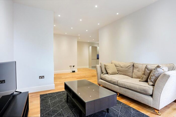 1 Bedroom Flat To Rent In Clewer Hill Road Windsor, SL4