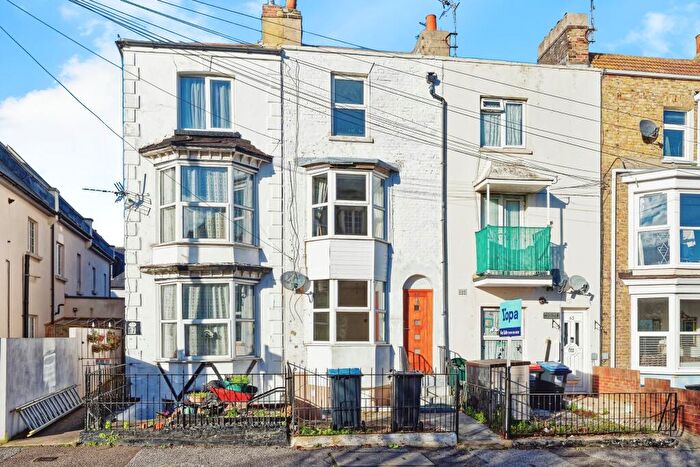 4 Bedroom Terraced House For Sale In West Cliff Road, Ramsgate, CT11