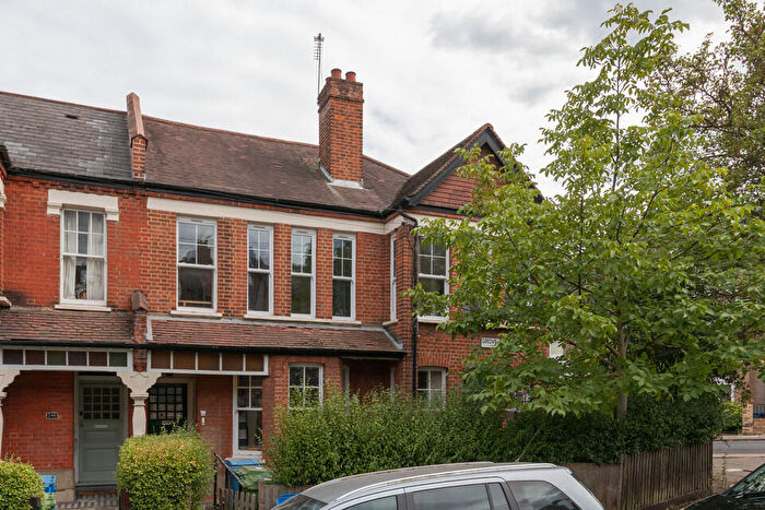 4 Bedroom Flat For Sale In Grove Hill Road, Camberwell, London, SE5