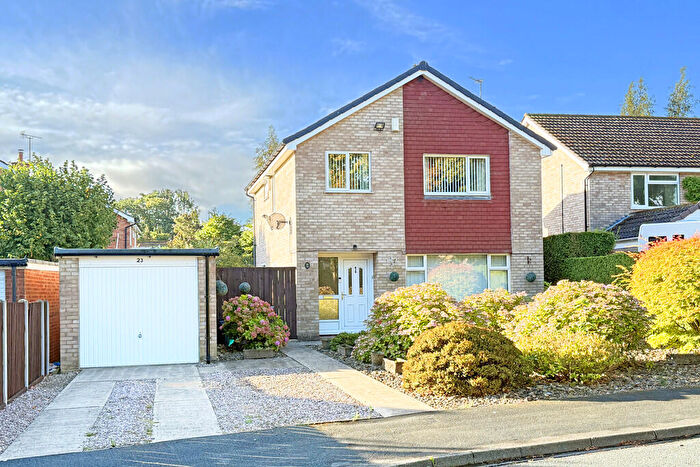 4 Bedroom Detached House For Sale In Birkdale Avenue, Knaresborough, HG5