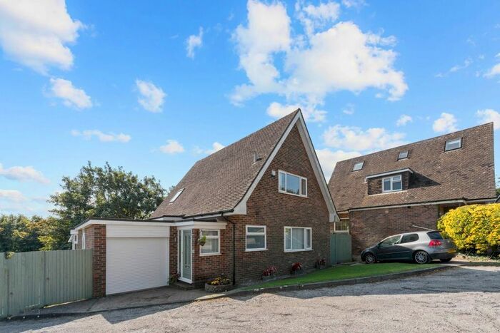 3 Bedroom Detached House To Rent In Hawkenbury Way, Lewes, BN7