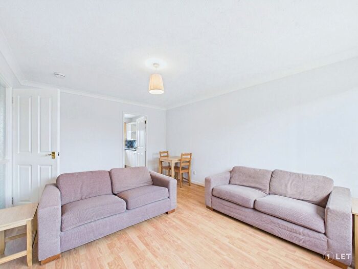 2 Bedroom Flat To Rent In Stuart Crescent, East Craigs, Edinburgh, EH12