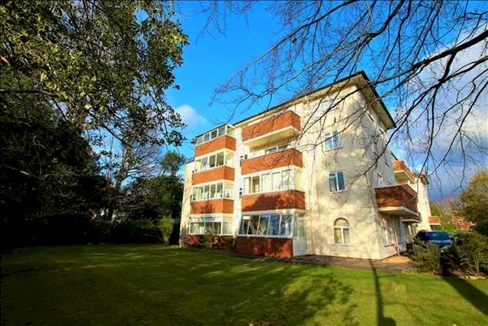 2 Bedroom Flat To Rent In Eagle Road, Westbourne, Bournemouth, BH12