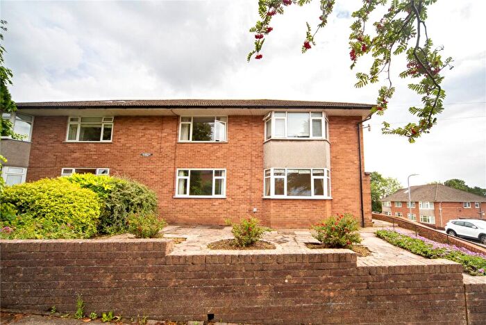 2 Bedroom Maisonette For Sale In Hampton Court, Brandreth Road, Penylan, Cardiff, CF23