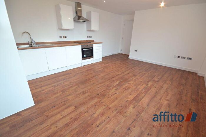 2 Bedroom Flat To Rent In Trident Apartments, Ashton Lane, Manchester, M33