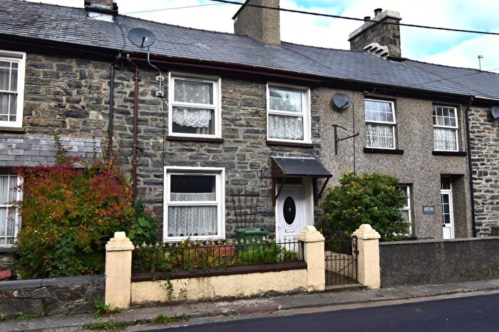 2 Bedroom House For Sale In Peniel Terrace, Ffestiniog, Blaenau Ffestiniog, LL41