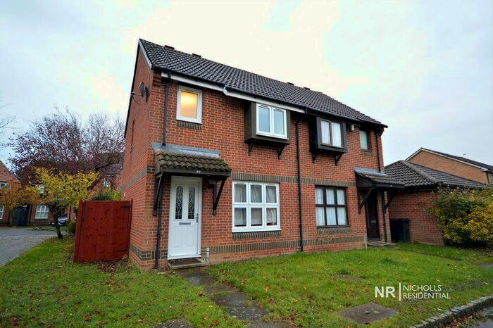 3 Bedroom Property To Rent In Jasmin Road, West Ewell, Surrey., KT19