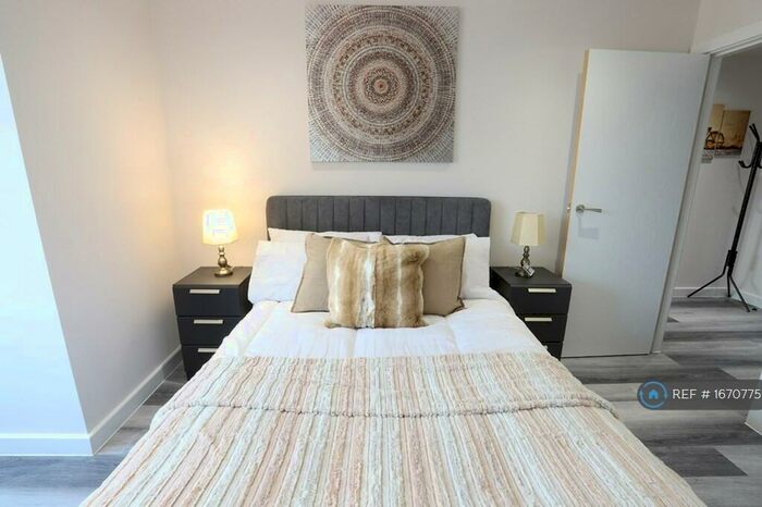 1 Bedroom Flat To Rent In Interchange Building, Sheldon, Birmingham, B26