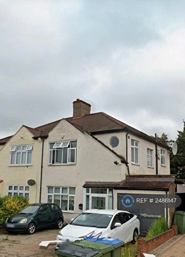 3 Bedroom Semi-Detached House To Rent In Sidcup Road, London, SE9