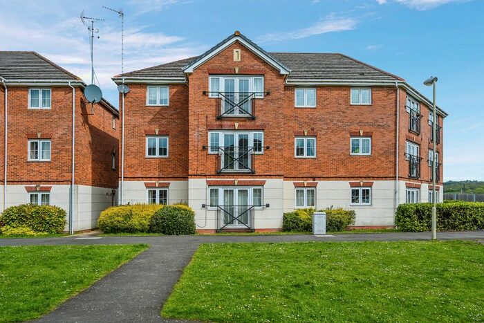 2 Bedroom Flat To Rent In Purlin Wharf, Dudley, West Midlands, DY2