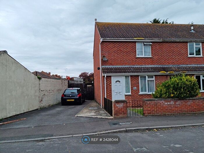 2 Bedroom Semi-Detached House To Rent In Grange Avenue, Highbridge, TA9