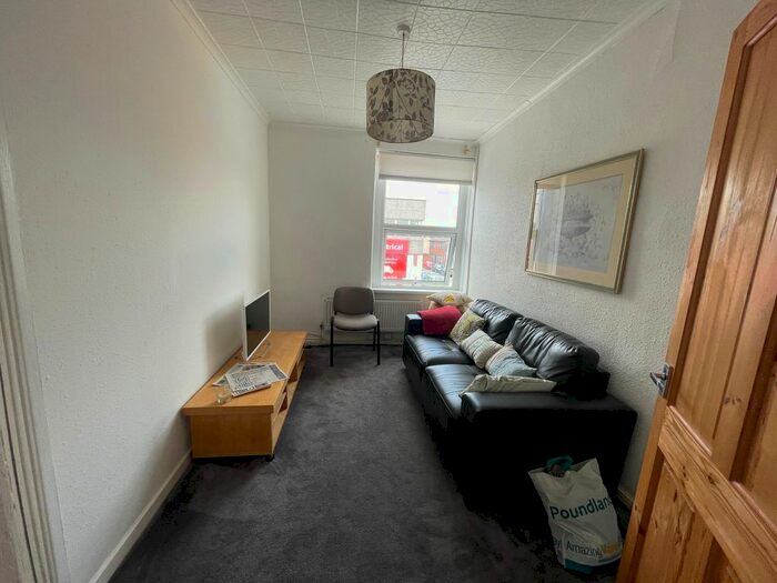 2 Bedroom Flat To Rent In Crwys Road, Cardiff, CF24