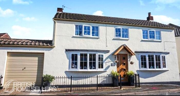 3 Bedroom Detached House For Sale In Pelham Crescent, Keelby, Grimsby, Lincolnshire, DN41
