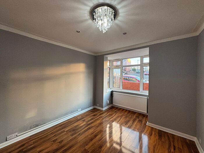 2 Bedroom Terraced House To Rent In Milan Road, Leeds, LS8