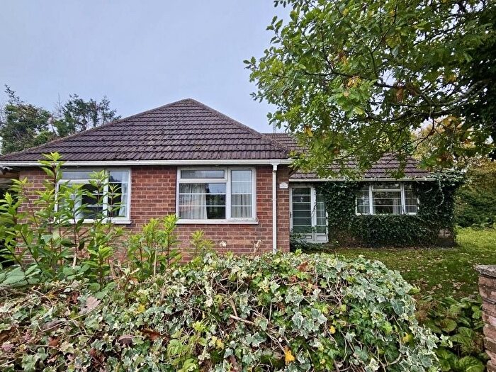 3 Bedroom Detached Bungalow For Sale In Alfreton Road, Sutton In Ashfield, NG17