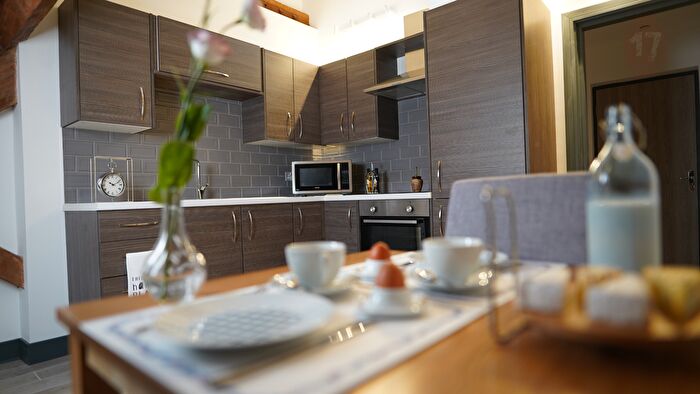 1 Bedroom Flat To Rent In Castle Mews, Sheffield, S3