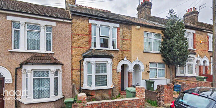 3 Bedroom Terraced House To Rent In Stanmore Road, Belvedere, DA17