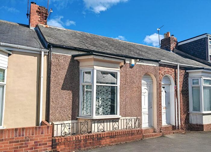 2 Bedroom Terraced Bungalow To Rent In Stratfield Street, Sunderland, SR4
